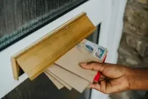 Почтовые конверты / Фото freepik.com