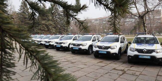Нові поліцейські авто