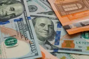 Курс валют на 21 лютого