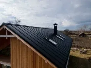 Переваги використання профнастилу у сучасному будівництві