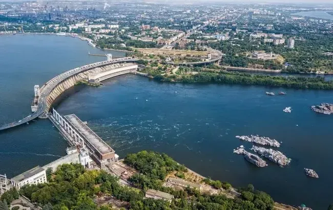 ДніпроГЕС