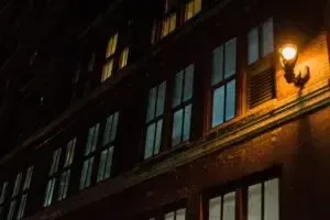 Погодинні відключення світла у Запорізькій області на 31 серпня