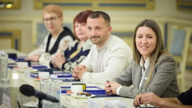 Запорізькі волонтери Олександр Белюга та Жанна Ліщинська