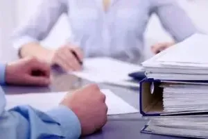 Як обрати послуги перекладу документів з апостилем