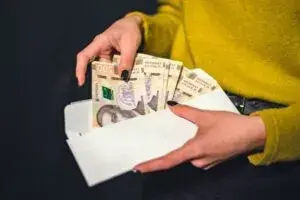 Мінімальна зарплата