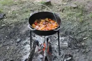 Как правильно выбрать казан и готовить вкусные блюда?