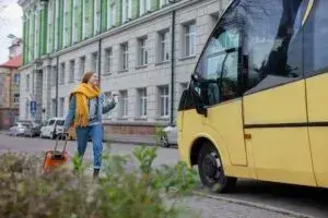 Як запланувати подорож автобусом із пересадками