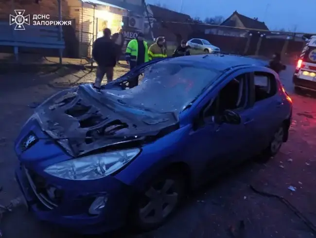 В Малокатеринівці дрон влучив у авто
