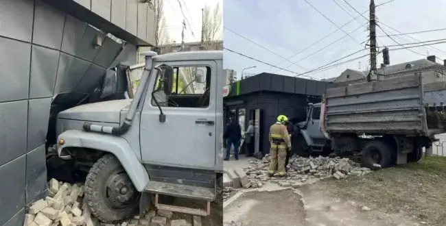 У Запоріжжі вантажівка ГАЗ влетіла в магазин