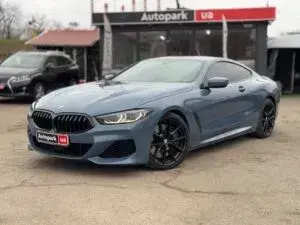 Хто купує дорогі авто: Lexus, Mercedes-Benz, BMW, Audi та інші преміум марки?