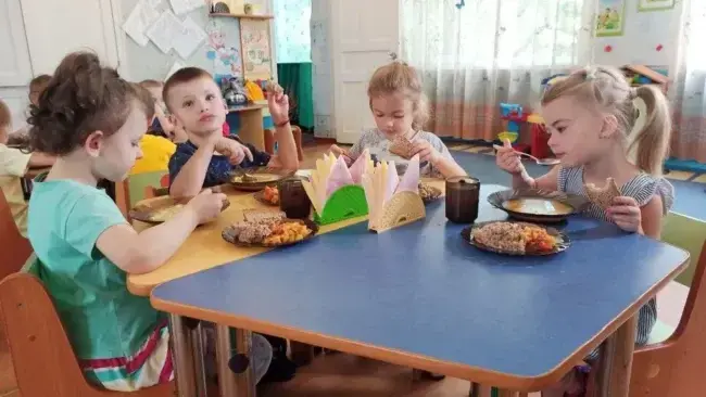 Дитсадкові обіди