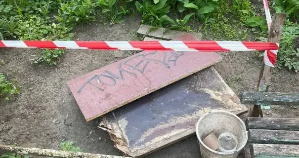 У Запоріжжі 3-річний малюк провалився в люк