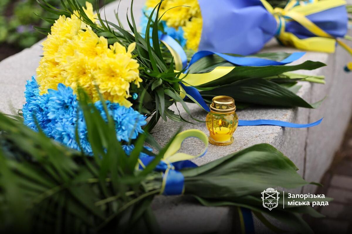 Жителі Запоріжжя вшанували День пам’яті та перемоги над нацизмом