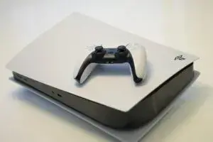 Почему PlayStation 5 до сих пор на пике популярности