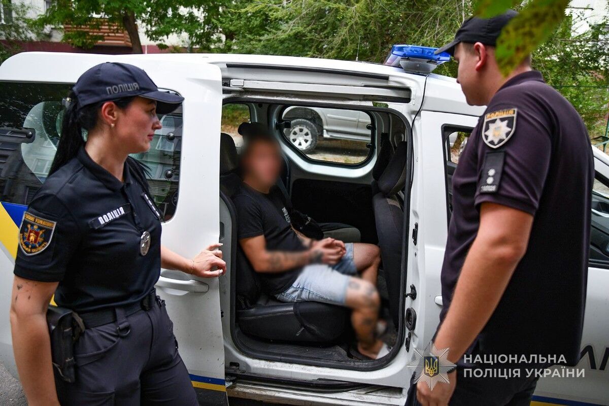 У Запоріжжі затримали молодого хлопця за торгівлю гранатами