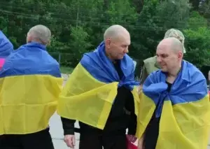 Запоріжжя зустрічає своїх: з полону повернулись ще семеро захисників