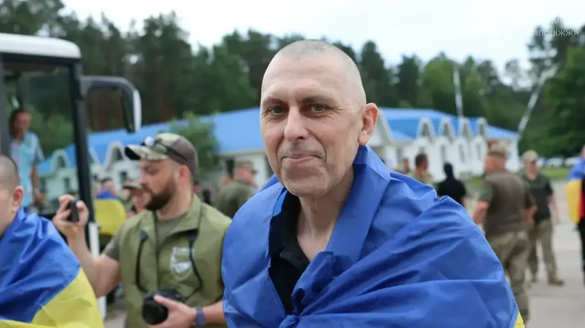 Запоріжжя зустрічає своїх: з полону повернулись ще семеро захисників 