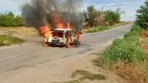 На Запоріжжі російський дрон влучив у цивільне авто