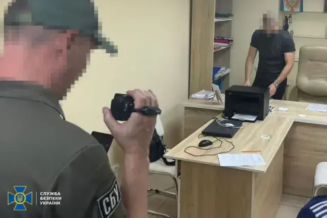 У Запоріжжі викрили адвокатську «сімейну мафію», яка допомагала ухилянтам фальсифікувати документи