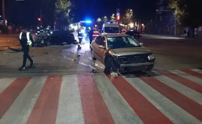 У Запоріжжі авто загорілося після ДТП