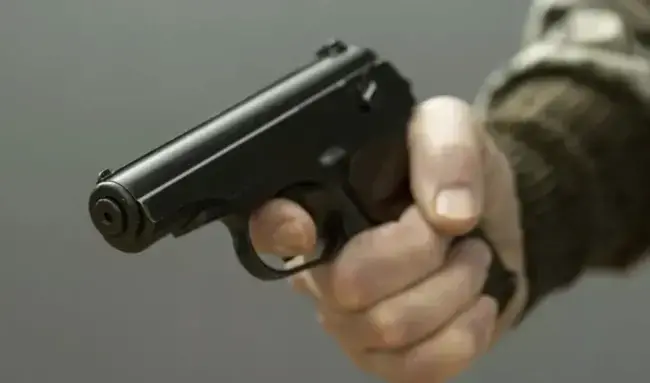 Підлітки з Запоріжжя шокували мережу: погрожували стріляти по пенсіонерках