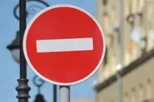 У Запоріжжі перекрили важливу ділянку дороги — плануйте маршрут заздалегідь