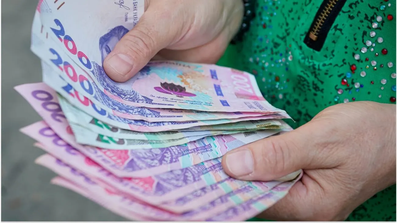 На 700 гривень більше: пенсії запоріжців перерахують уже з березня