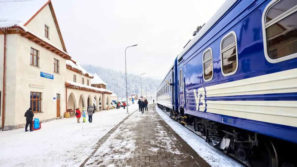 Потяги із Запоріжжя затримуються на понад 9 годин: Укрзалізниця