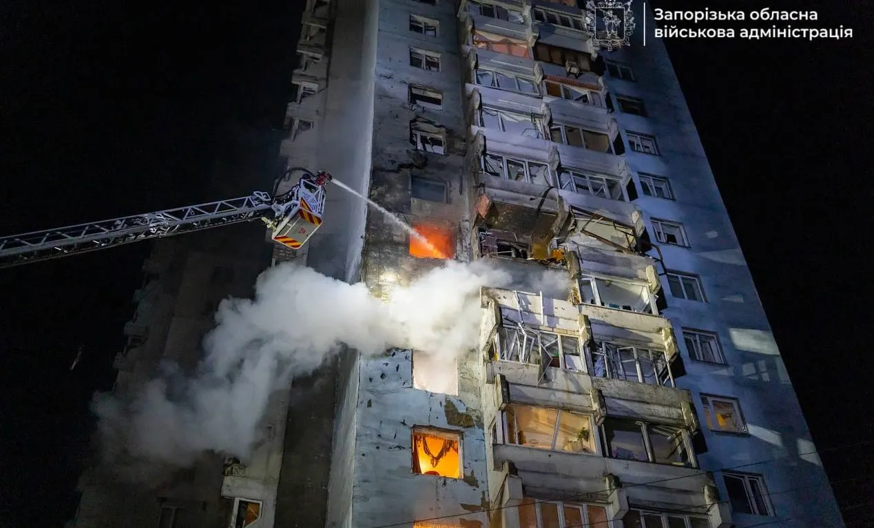 Нічний терор у Запоріжжі: ворог випустив 5 балістичних ракет та дрони