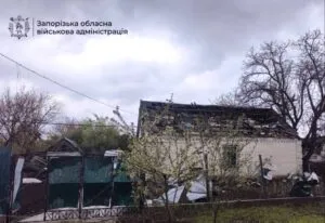 КАБи по мирних жителях: у Запорізькій області четверо людей отримали поранення через ворожі атаки