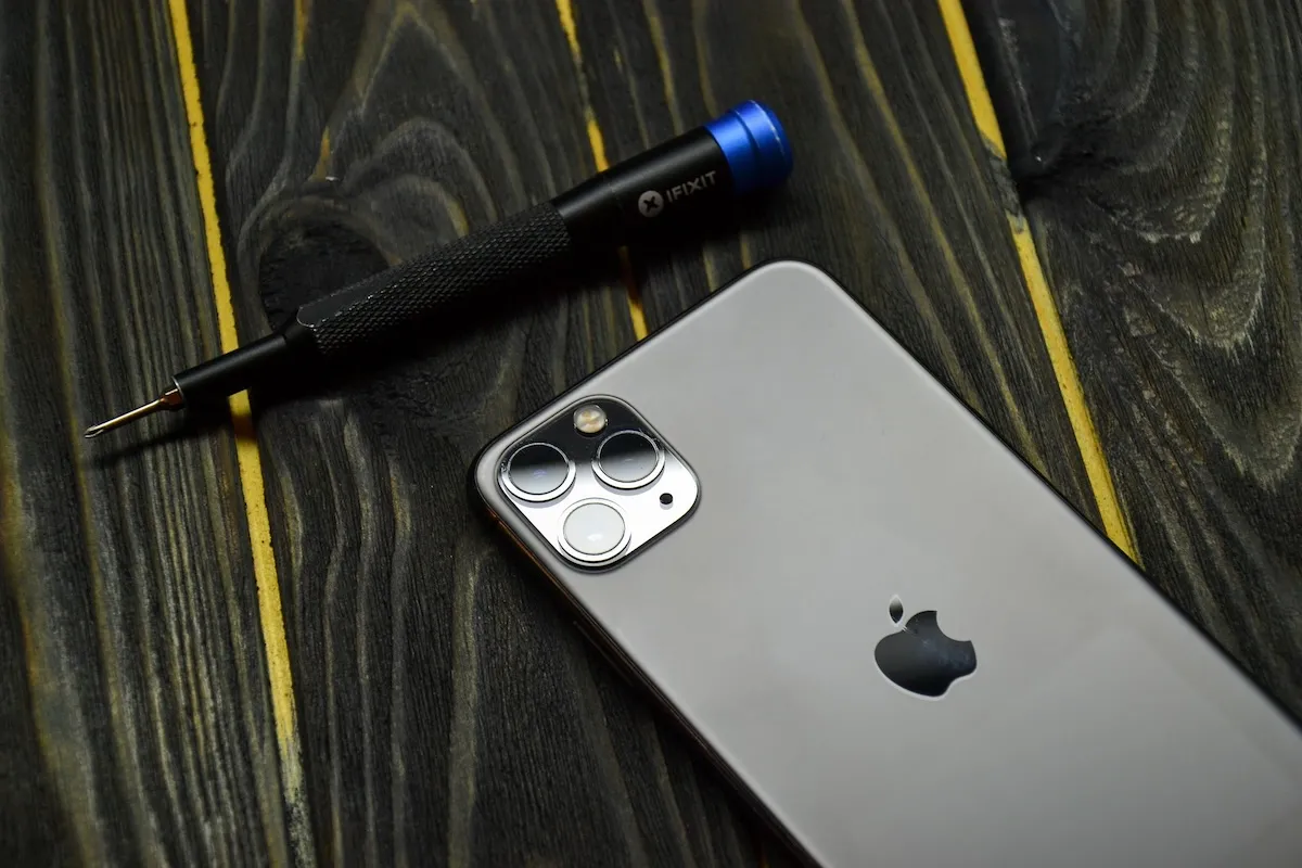 Основные причины, почему iPhone не обновляется