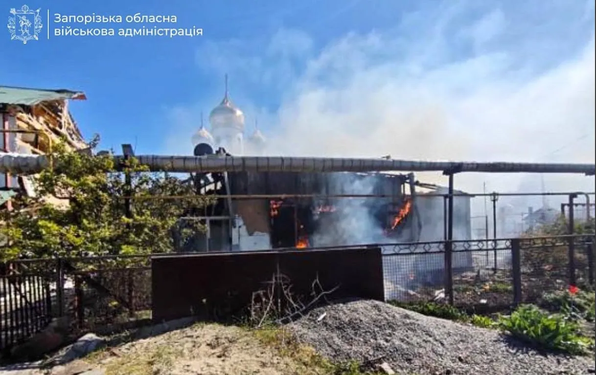 Двоє людей загинули через атаку російських дронів на Вільнянськ