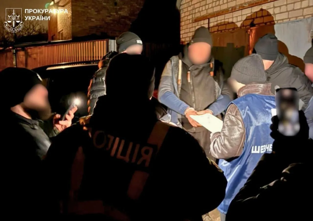 Систематично ґвалтував доньку: запорізька прокуратура передала до суду справу проти збоченця