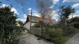 Двоє загиблих і 21 поранений: росіяни дві години поспіль бомбили Запоріжжя