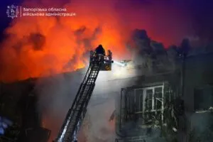 Поранено шестеро людей внаслідок нічної атаки по Запоріжжю: усе, що відомо на цей час