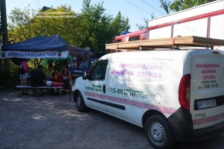 Загиблий і двоє поранених, серед них дитина: наслідки ворожих атак за добу на Запоріжжя