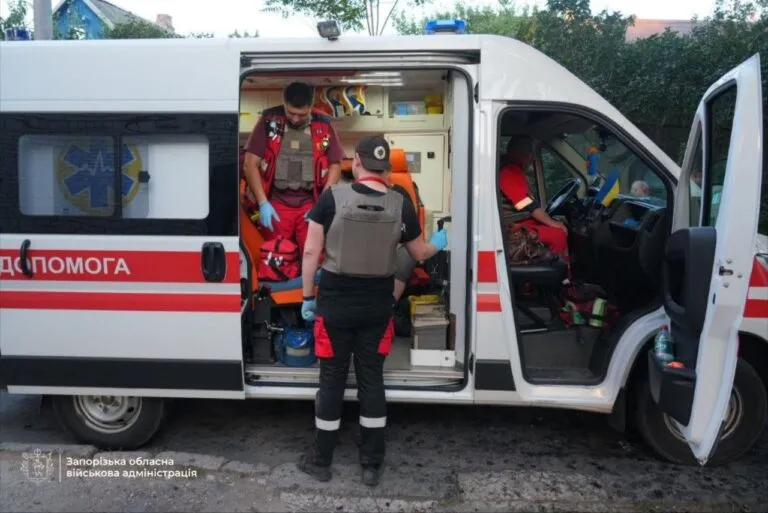 Двоє загиблих і 13 поранених: Запоріжжя пережило ще одну добу під ворожими ударами