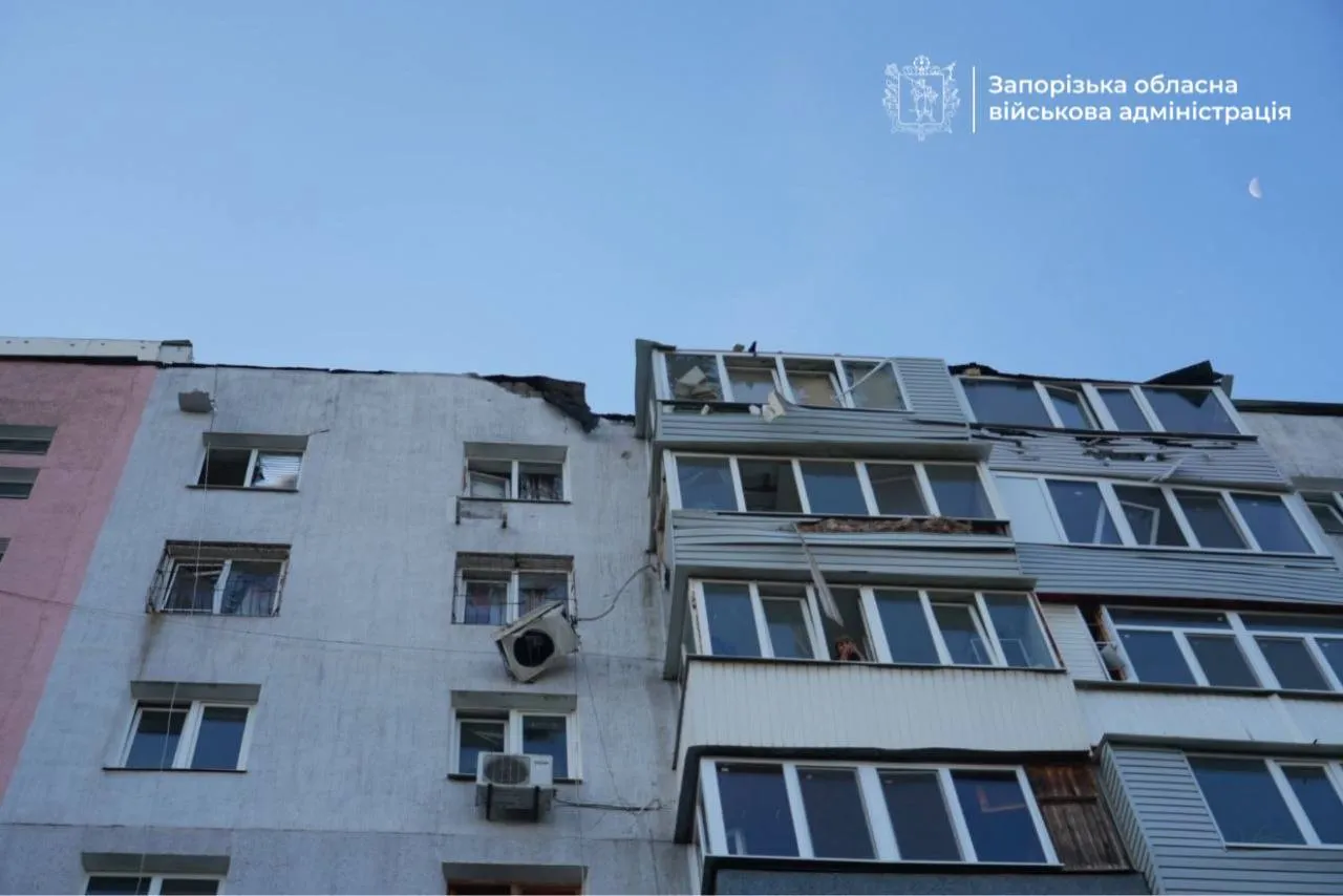 Одна людина загинула, ще четверо поранені: Запорізький район під масованими атаками РФ