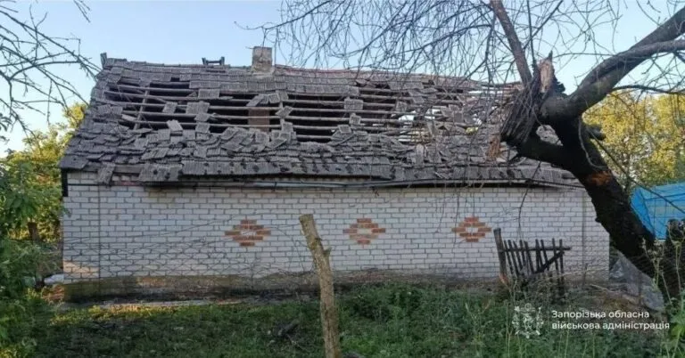 Троє людей дістали поранення внаслідок атак по Запоріжжю та району