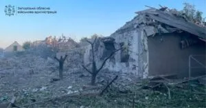 Семеро поранених, серед них троє дітей: наслідки ракетно-дронової атаки на Запоріжжі