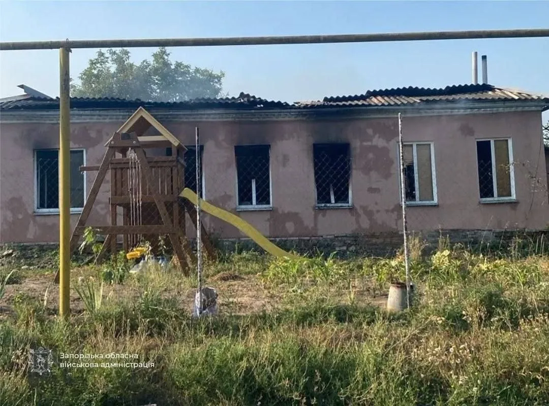 1 загибла та 6 поранених: окупанти за добу вдарили по 53 населених пунктах Запорізької області