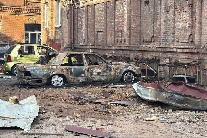 Росіяни вдарили по історичному корпусу ЗНУ: вигоріла пам'ятка архітектури