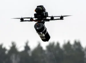 FPV на оптоволокні долітають до Запоріжжя: як врятуватися від полювальних дронів