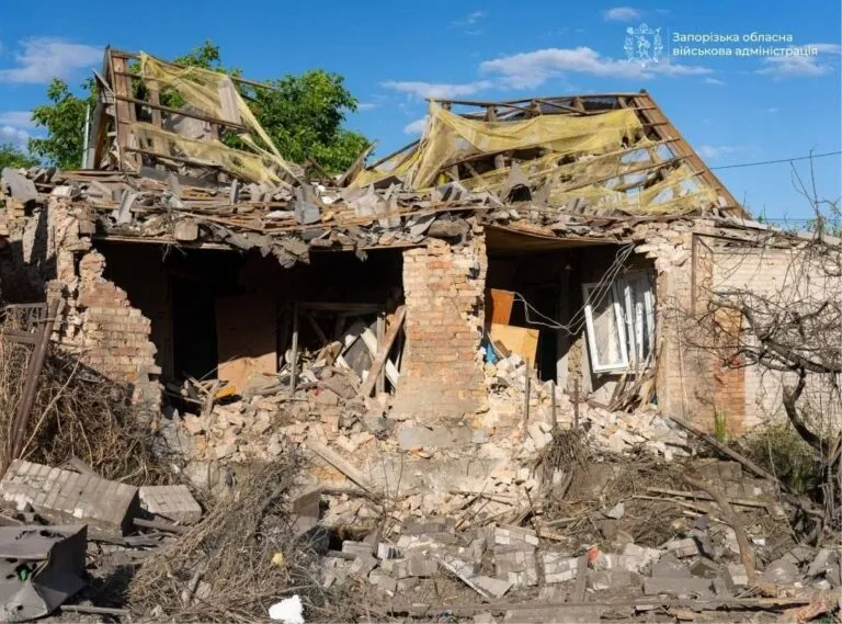 12 поранених за добу: армія РФ завдала майже 800 ударів по Запорізькій області