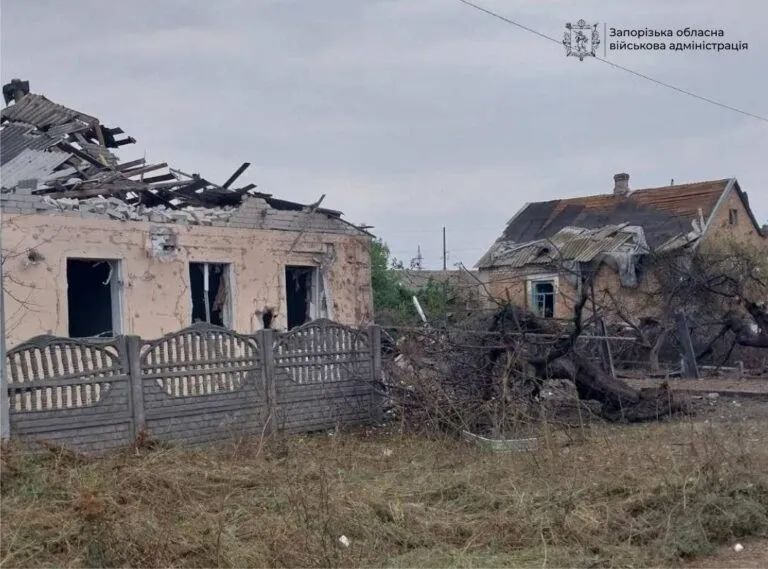 Загиблий та троє поранених: армія РФ завдала понад 700 ударів по Запорізькій області