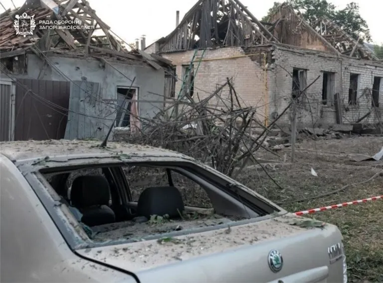 Загиблий та четверо поранених: армія РФ завдала понад 700 ударів по Запорізькій області