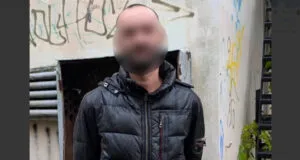 Дивна ціль: чоловік проник у будинок культури в Запоріжжі за алюмінієвими ніжками